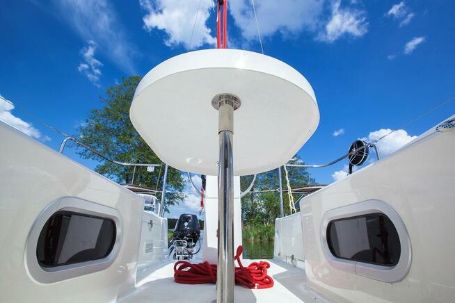 Czarter wynajem jachtu Mazury jacht Phila900 trzy kabiny