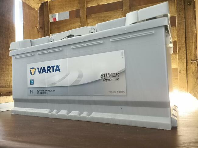 Akumulator VARTA Silver Dynamic I1 110Ah 920A