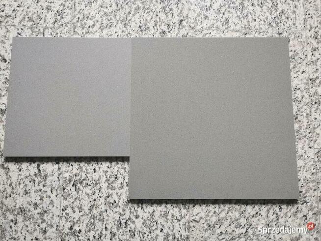 Konglomerat kwarcowy GRIS SERENA 30x30x1,2 mat
