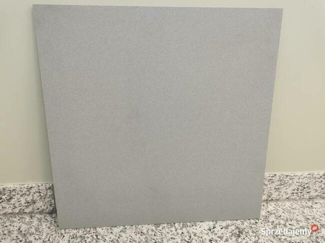 Konglomerat kwarcowy GRIS SERENA 60x60x1,2 szczotka