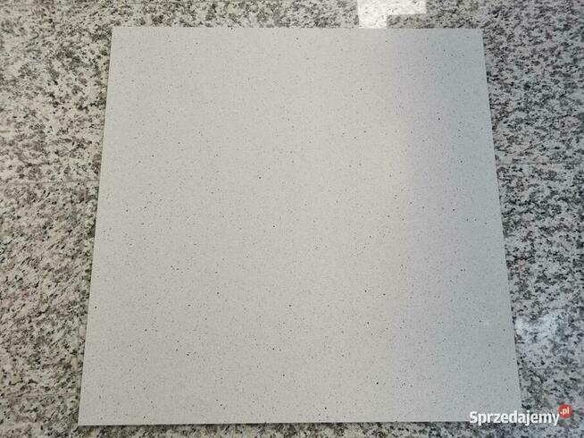 Konglomerat kwarcowy BLANCO SARAIBA 60x60x1,2 mat