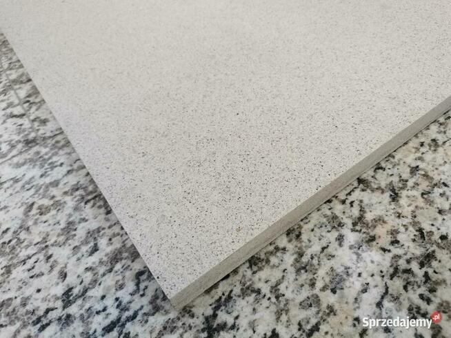 Konglomerat kwarcowy GRIS PERLADO 60x60x2 poler