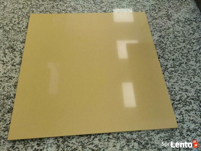 Konglomerat kwarcowy SOL 60x60x1,2 poler