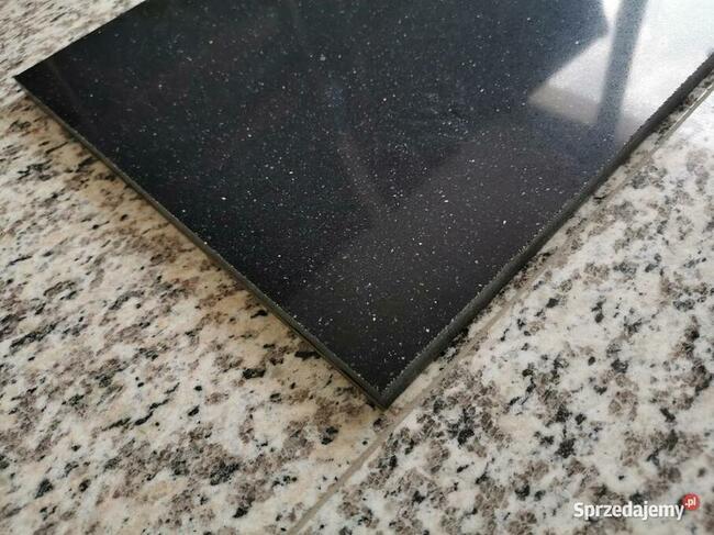 Konglomerat kwarcowy NARON 30x30x1,2 poler