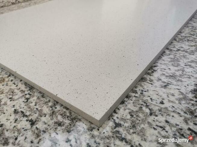 Konglomerat kwarcowy BLANCO SARAIBA 60x60x1,2 mat