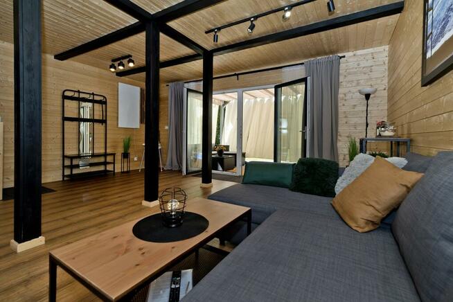 Domki Dwie Fale_w centrum_blisko plaży