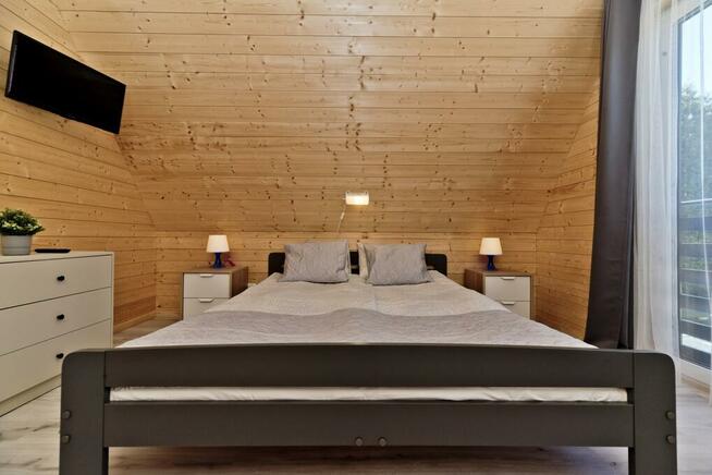 Domki Dwie Fale_w centrum_blisko plaży