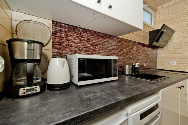 Domki Dwie Fale_w centrum_blisko plaży