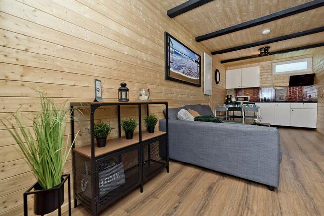 Domki Dwie Fale_w centrum_blisko plaży