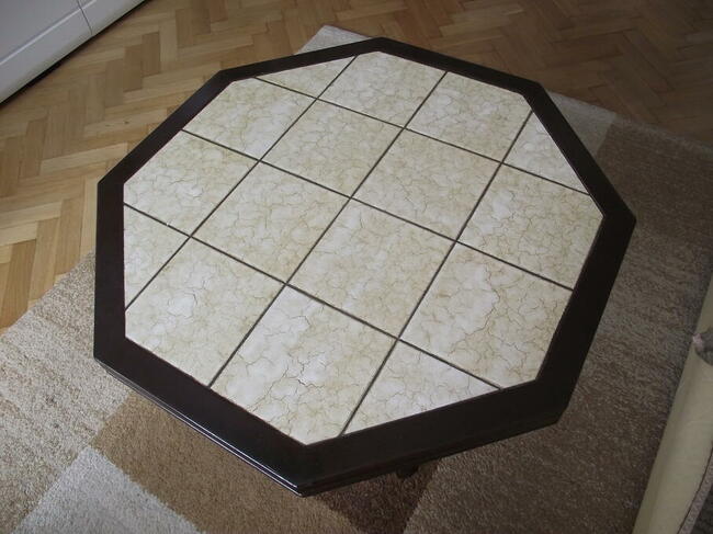 Stolik kawowy.Ceramiczny blat.