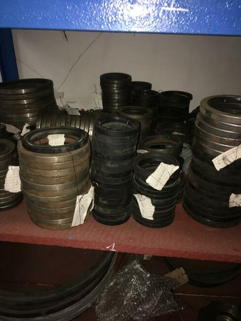 Pas klinowy Stomil ,uszczelniacz ,seger, simmering różne wym