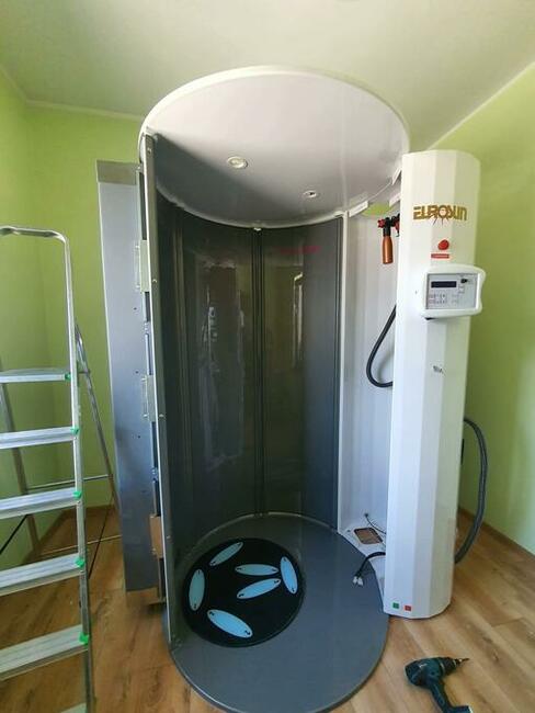 Automatyczna kabina do opalania natryskowego bezobsługowa