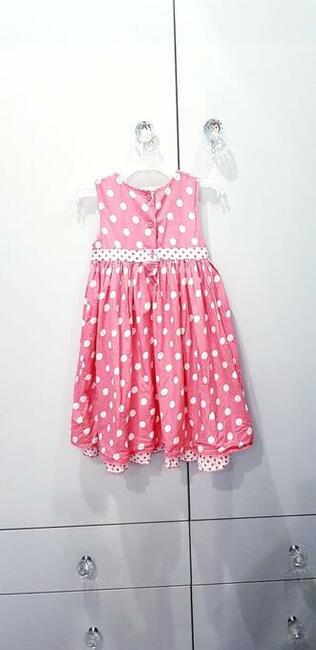 Wiosenna dziecięca sukienka