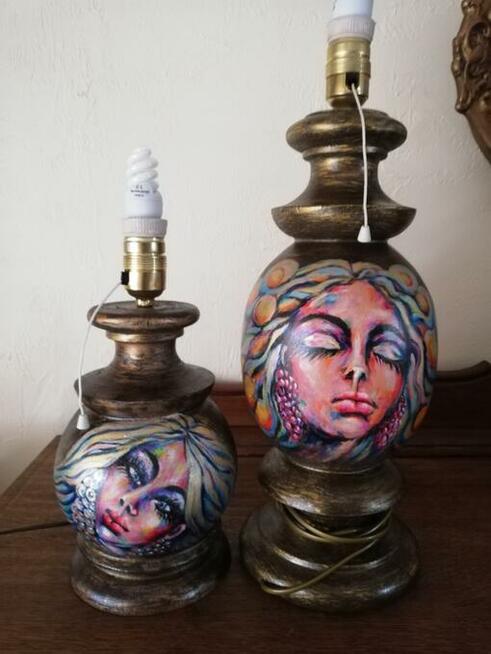 lampa drewniana, ręcznie malowana, kobieta, twarz