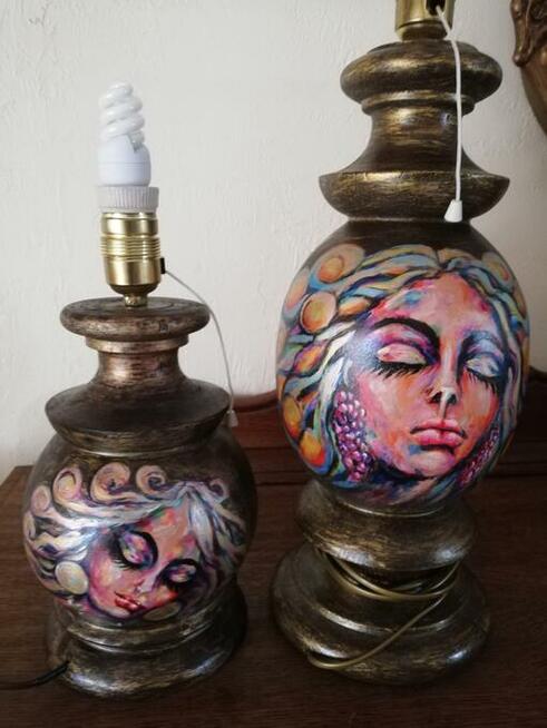lampa drewniana, ręcznie malowana, kobieta, twarz