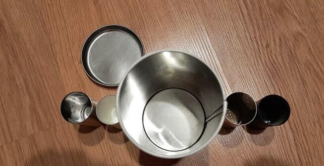 PLATS Solniczka i pieprzniczka+pojemnik na herbatę