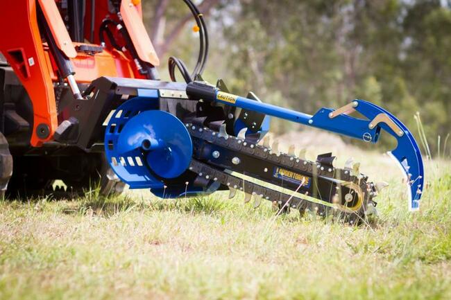 Koparka łańcuchowa MT900 do ładowarki, hydrauliczna