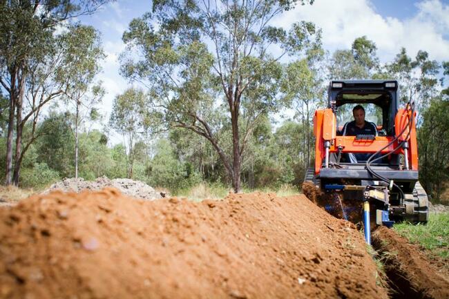 Koparka łańcuchowa MT900 do ładowarki, hydrauliczna