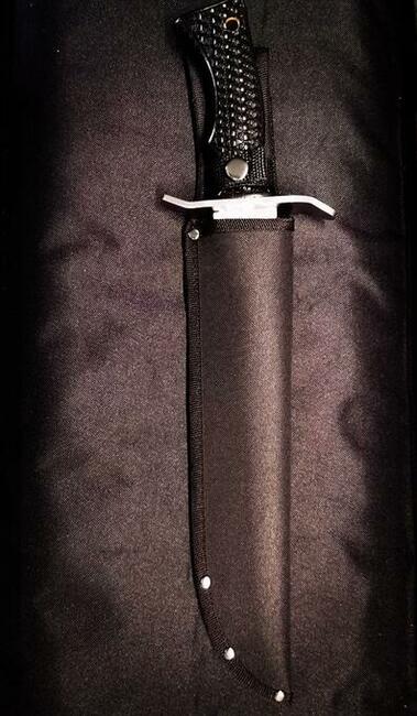 Nóż z czaszkami surwiwalowy, piracki