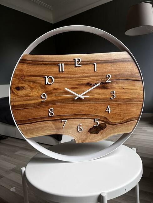 Drewniany zegar + biała obręcz 50 cm, nowoczesny, loft