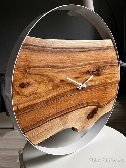 Biały zegar z elementami drewna - loft, nowoczesny 35 cm