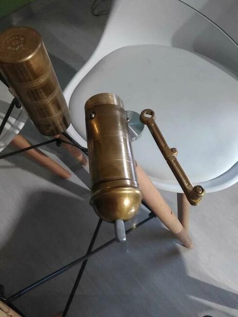 Sprzedam Sprawny Młynek Kolekcjonerski Mosiężny Okazja Polecam