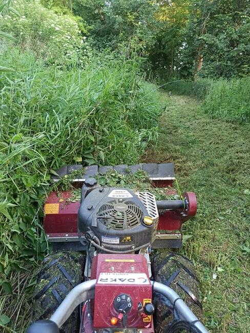 Koszenie trawy, nieużytków, kosiarka bijakowa, karczowanie