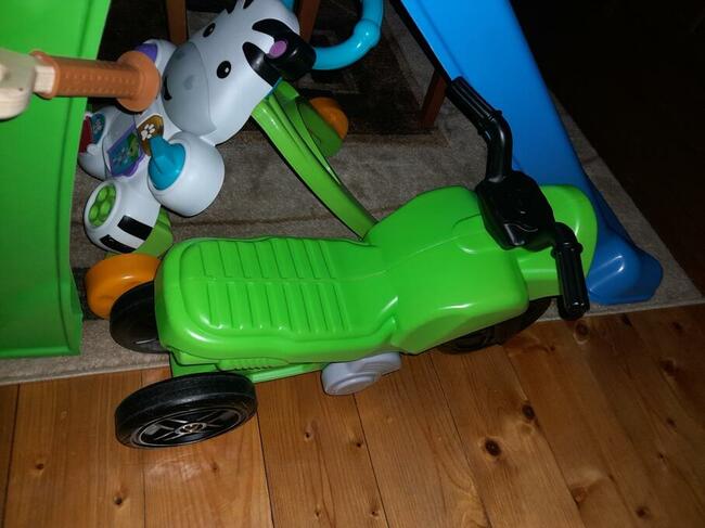 Trzykołowy rowerek dla najmłodszych, rama z tworzywa sztuczn