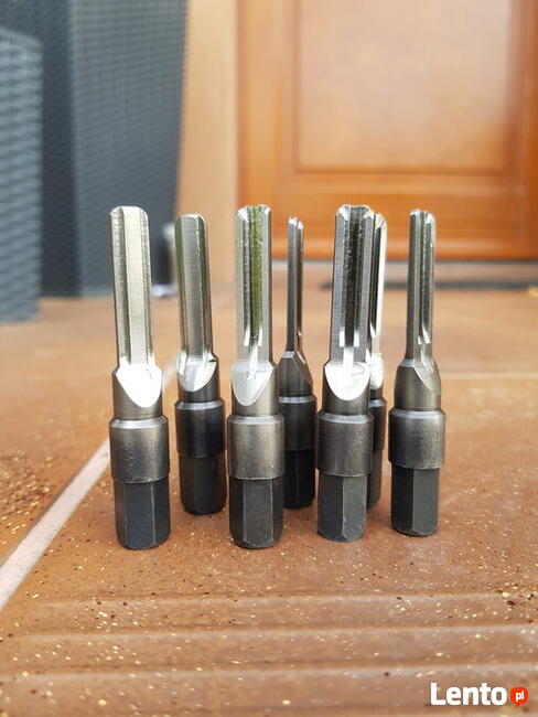 Łamak Klucz axa Defender