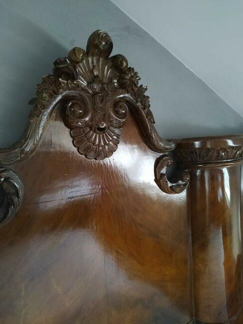 Sprzedam zabytkową sypialnię