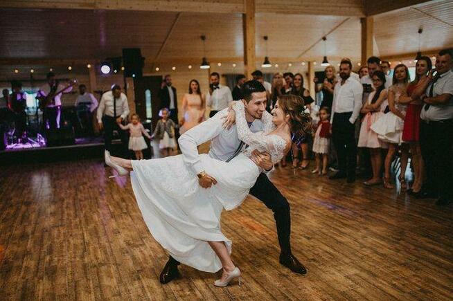 Lekcje Tańca Dla Par Slubujacych Pierwszy Taniec