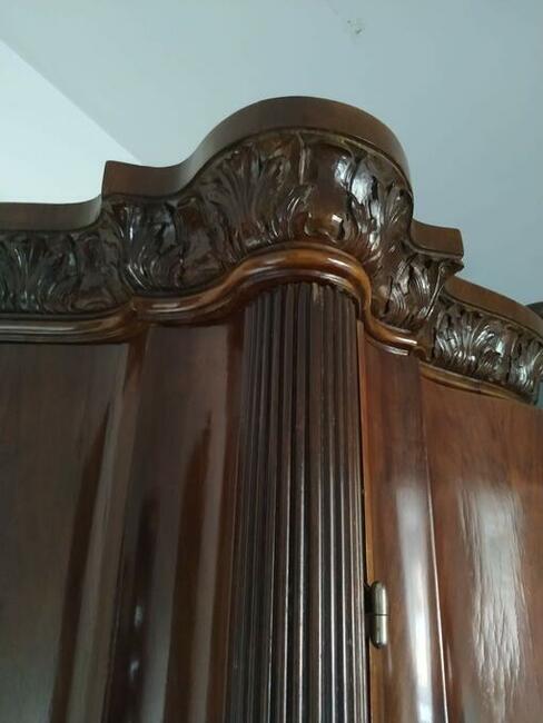 Sprzedam zabytkową sypialnię