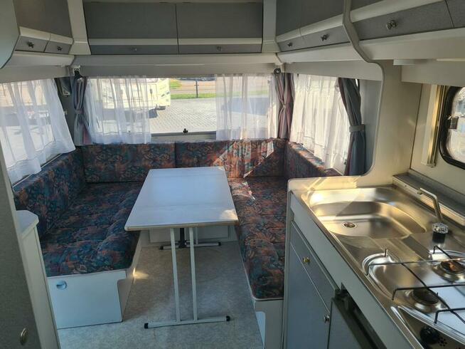 Przyczepa kempingowa Beyerland 495 plus przedsionek Super