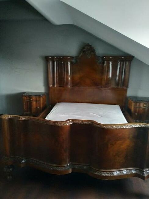 Sprzedam zabytkową sypialnię