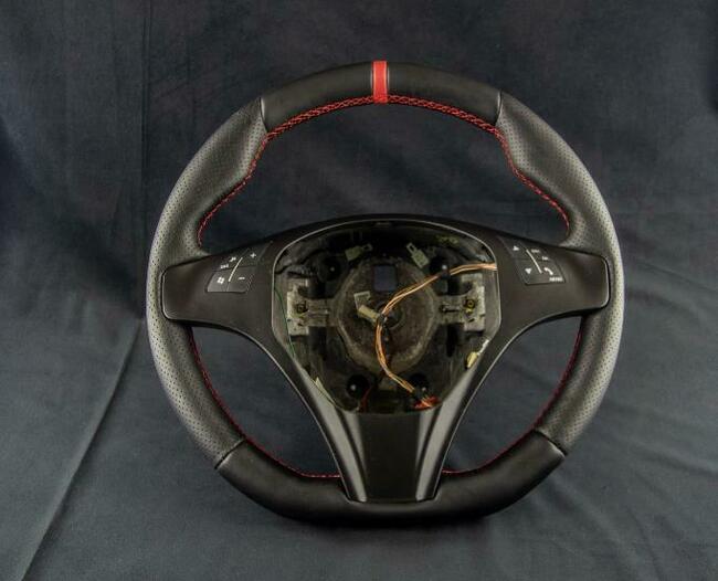 Kier Center Obszywanie Kierownic Skórą i Alcantarą