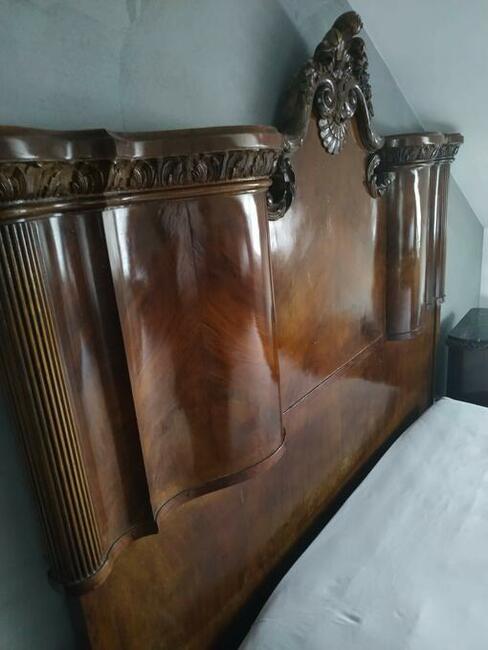 Sprzedam zabytkową sypialnię