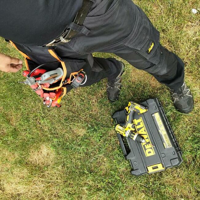 Podłączenie płyty indukcyjnej z podbiciem karty gwarancyjnej