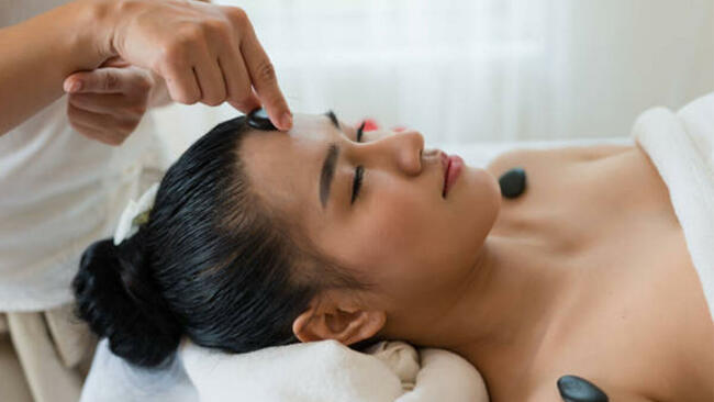 Masaże lecznicze i terapie relaksacyjne