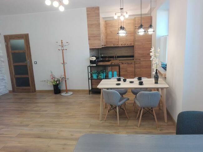 Komfortowe 2 pokoje · 53 m² Centrum parter