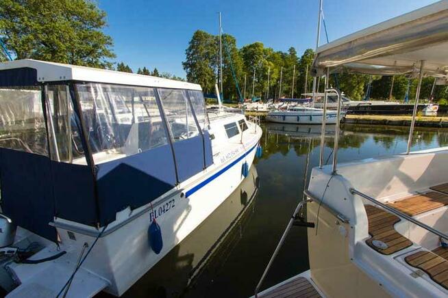 Jacht motorowy weekend 820 sprzedam FV