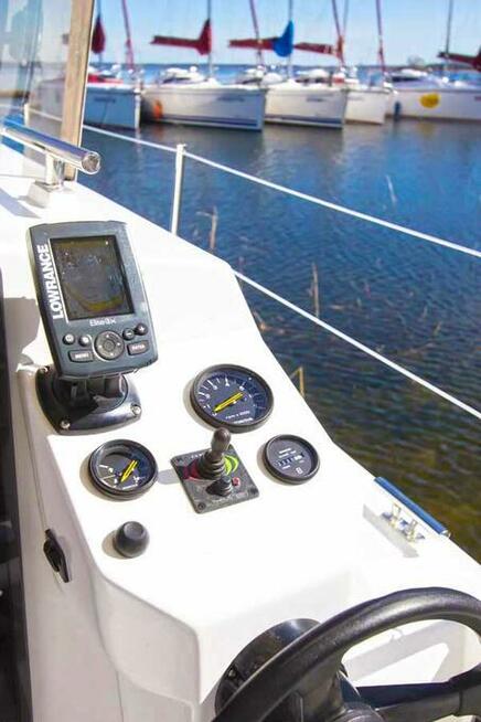 Jacht motorowy weekend 820 sprzedam FV