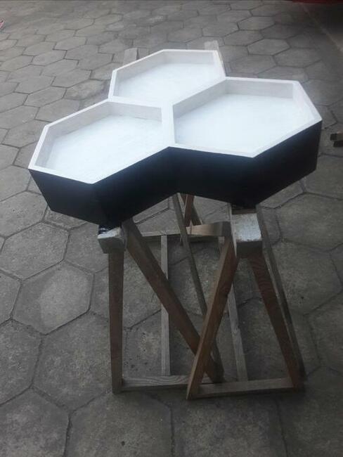 półka na ścianę sześciokąt