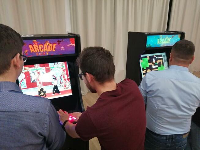 Automaty RETRO Arcade, Symulatory rajdowe, VR - Wynajem