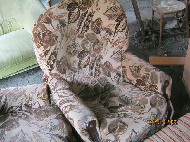 2 fotele, wersalka,materace, sofa,szafki-120 zl