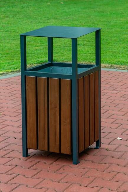 kosz uliczny na śmieci z daszkiem ogrodowy parkowy 65L W093