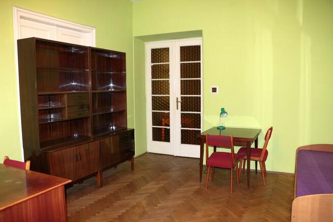 Dla Studentów dwupokojowe mieszkanie - początek ul. J. Lea