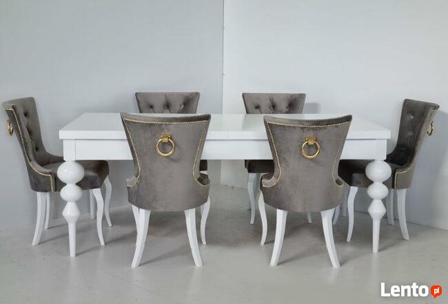 Stół drewniany na nogach toczonych + krzesła tapicerowane