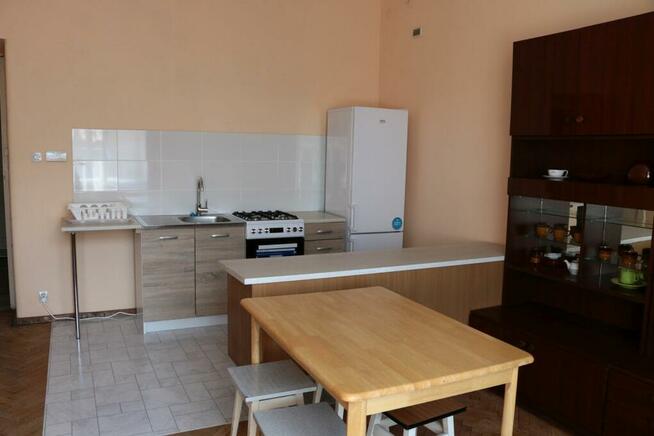 Dla Studentów dwupokojowe mieszkanie - początek ul. J. Lea