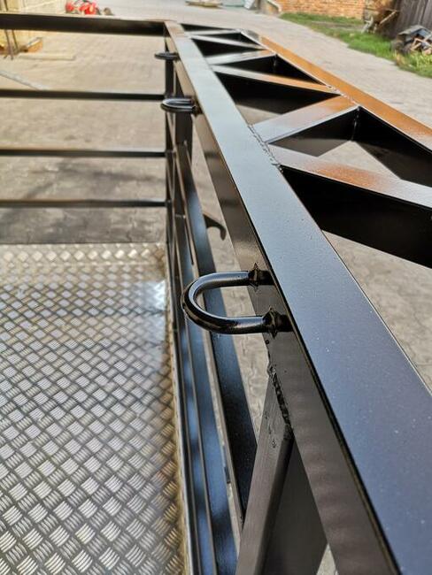 Kosz narzędziowy, prosty – podest do ładowarki lub koparki