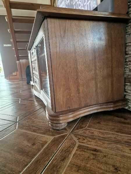 Masywna Komoda witryna dębowa wykonane na zamówienie